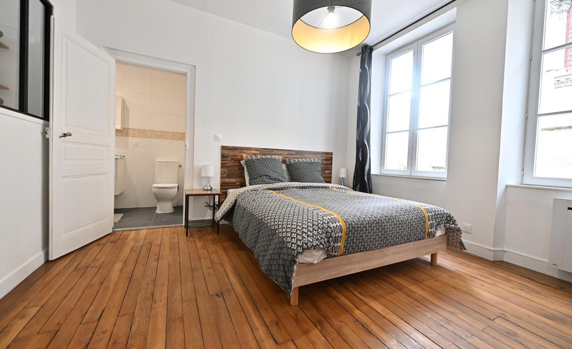 3 Appartements Premium Au Pied De La Cathedrale - Hypercentre 상스 객실 사진